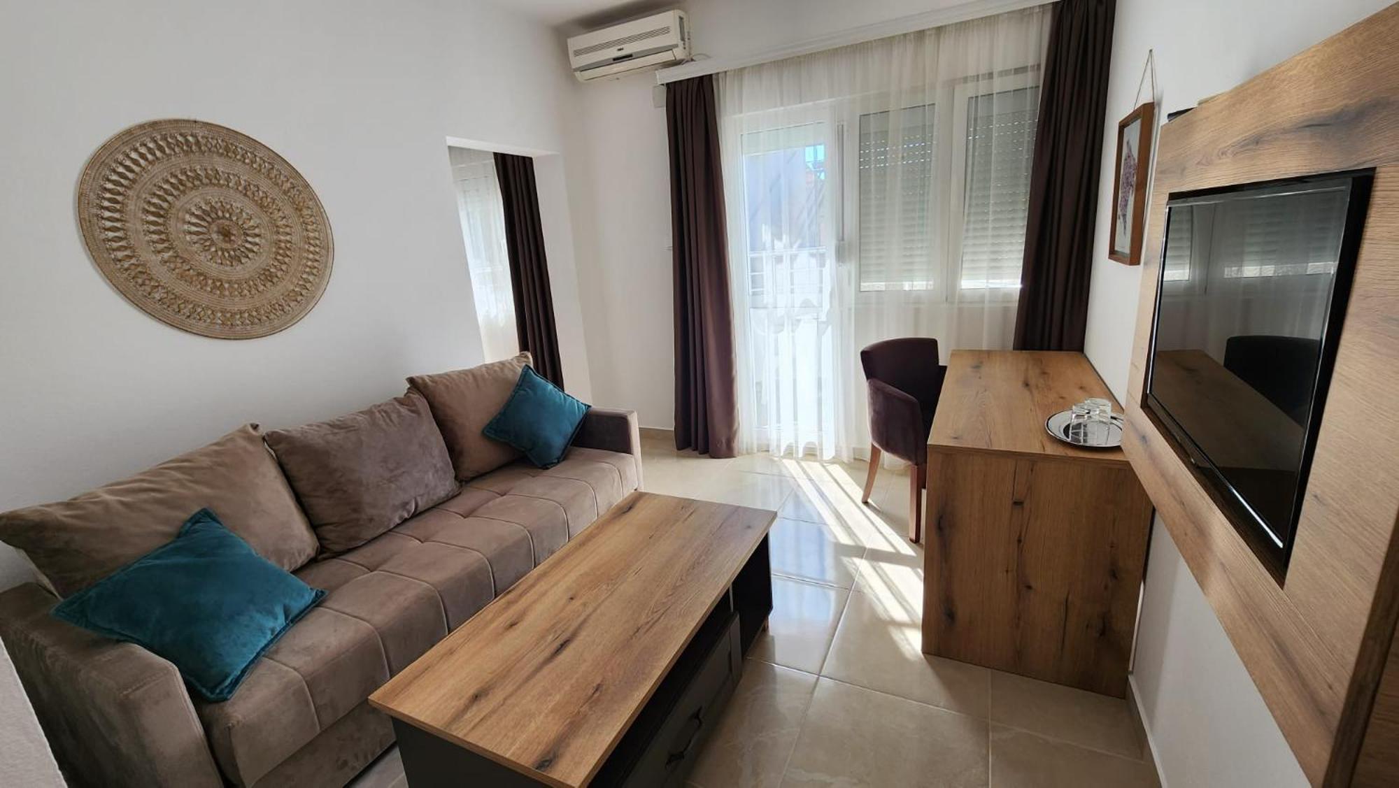 "House Muenster" Bed&Breakfast - Ulcinj ドニ・シュトイ 部屋 写真