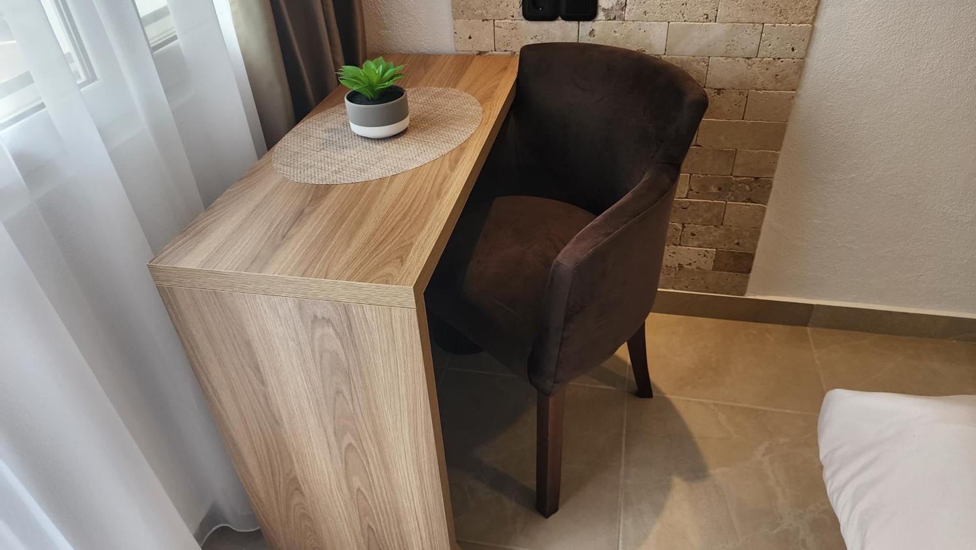 "House Muenster" Bed&Breakfast - Ulcinj ドニ・シュトイ 部屋 写真